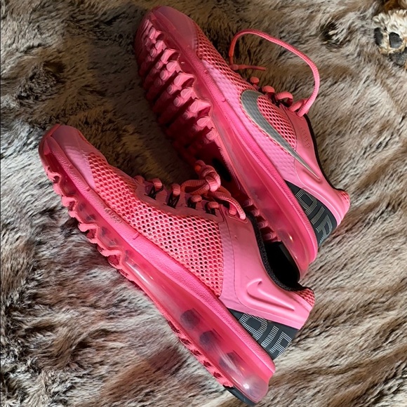 Nike Shoes - Nike AirMax